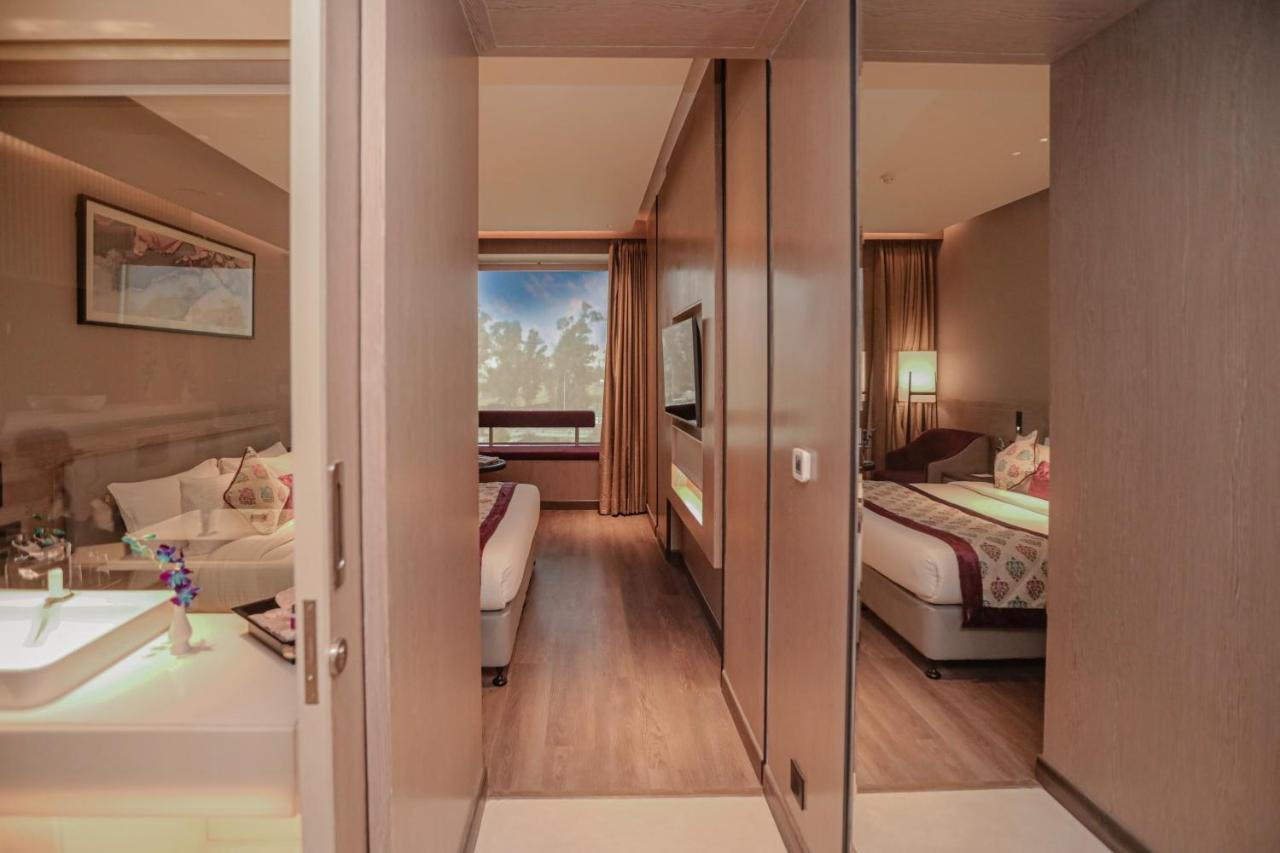 Regenta Place Verka Amritsar Extérieur photo