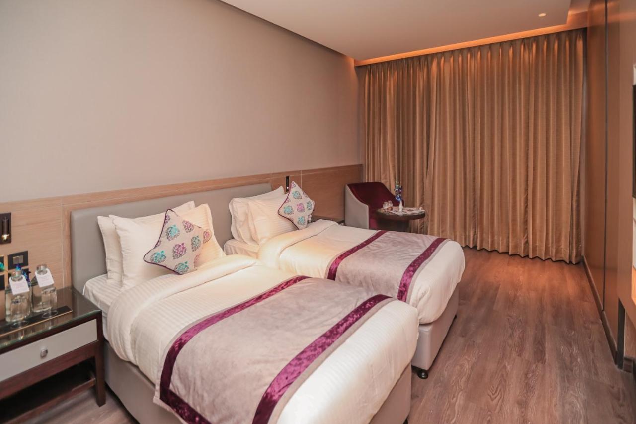 Regenta Place Verka Amritsar Extérieur photo